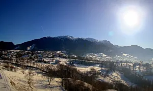Bran Vila Panorama - Bucegi mountain view live